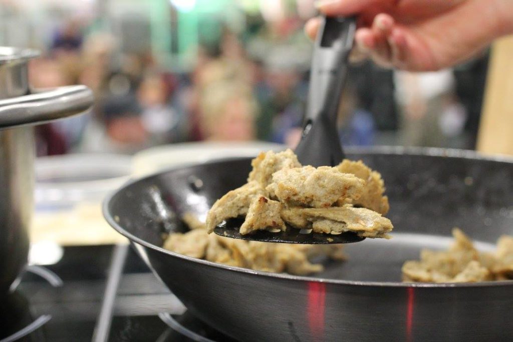 Seitan cooking workshop homemade