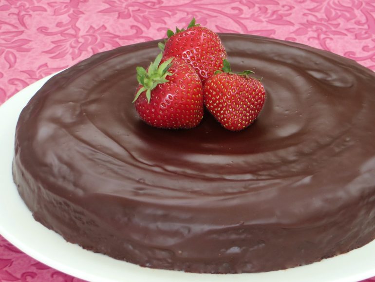 Easy vegan chocolate cake